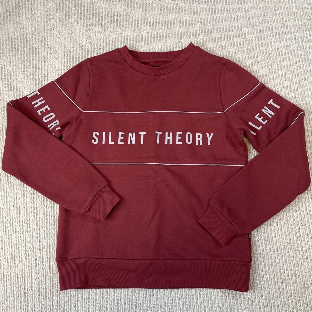 Silent Theory Size 6  Crewneck Sweatshirt Dark Red Pullover Fleece
